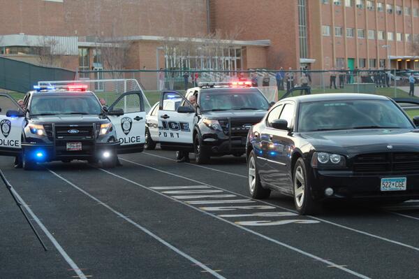 K9Trials2014's tweet photo. Simulated police chase @EdinaMN @mspairport @K9Trials2014 #uspolicecanineassociation http://t.co/XatRJ7QLiI