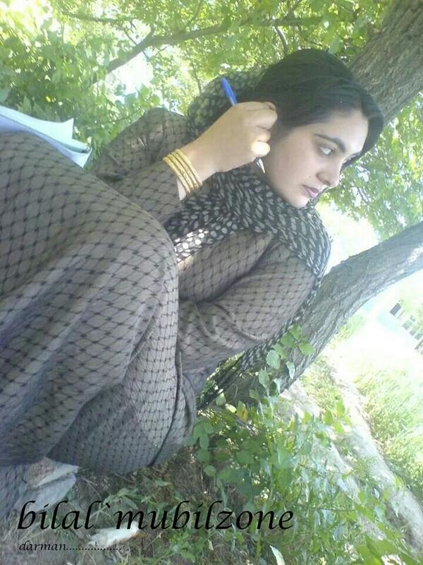 VvvKha's tweet photo. ��حبت محبت كه سري لمبي نه وا ليوني به در فوسي نه واي http://t.co/FTGlMnmAMB