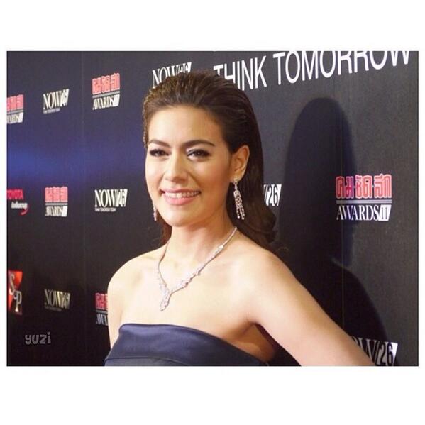 kimmy kimberley งาน #komchadluekawards11 😘 #ขอบคุณเจ้าของรูปทุกรูปด้วยนะจ้ะ 🙏