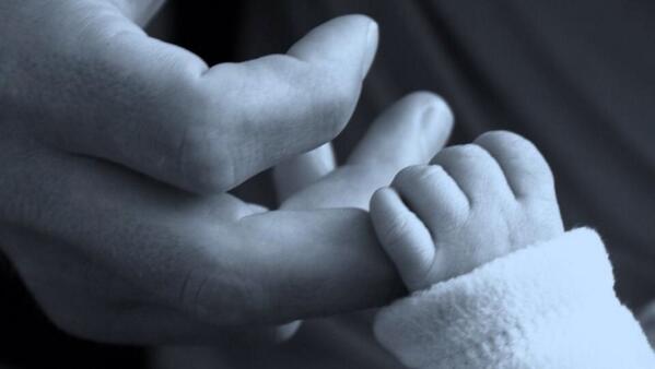 Samhayes15's tweet photo. #daddysgirl http://t.co/bsxhm6Q5yt