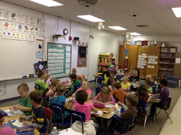 TWebben's tweet photo. Moving up day.......35 kids in our room....what fun we had!   #wreagles http://t.co/2dsmkKAa25
