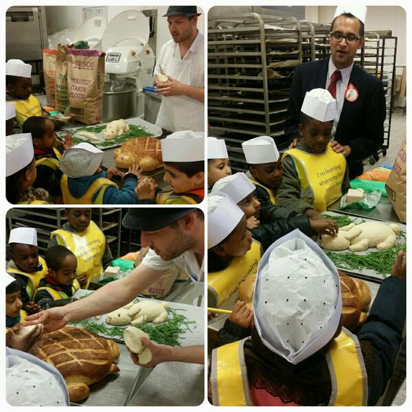 ldproy21's tweet photo. Springhill's future bakers briefing, farm to fork with the children from Nelson School. http://t.co/zr5GBfzmVO