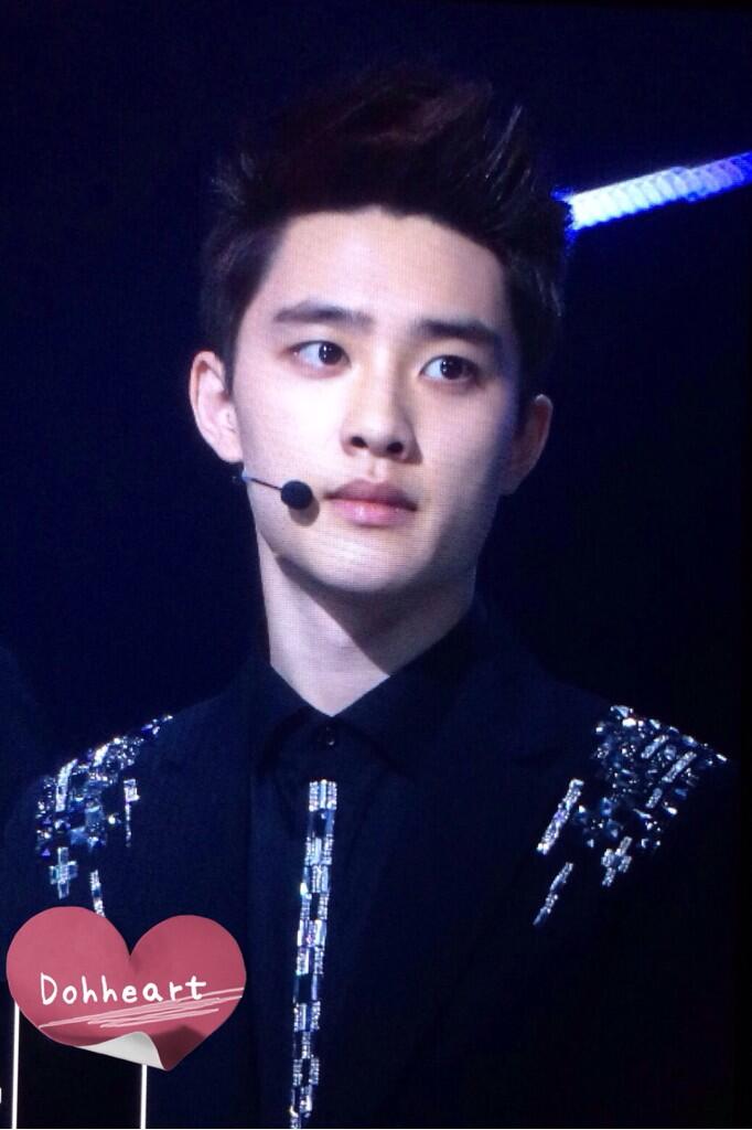 BnHEwKRCEAAaxmS.jpg:large