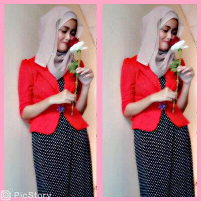 Iyembul's tweet photo. Mawar merah &amp; putih :) http://t.co/2pT8YcRWDo
