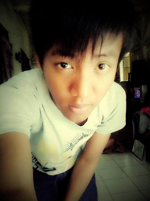 SahrulFSuwito's tweet photo. @LiviaShintia_  @Livia_Shintia  @RizzkiaDhena  @LutfianiAzhar  @sri_rahayu_12 @DinneFauza @intan_olga  how about this http://t.co/JOCr57sTpo