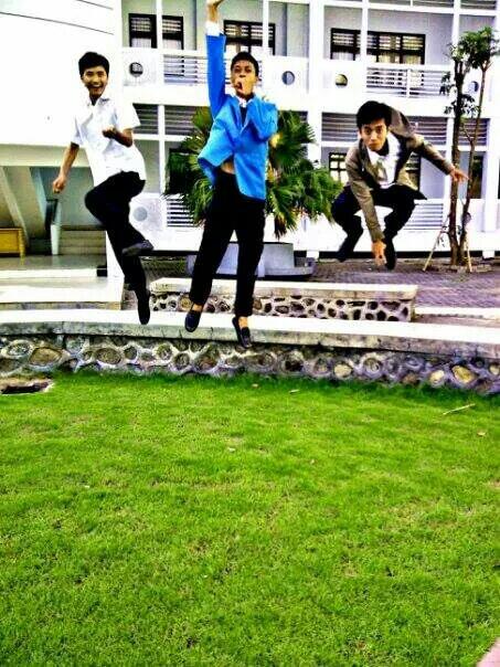just_Dhika_'s tweet photo. http://t.co/bogINiO1d8