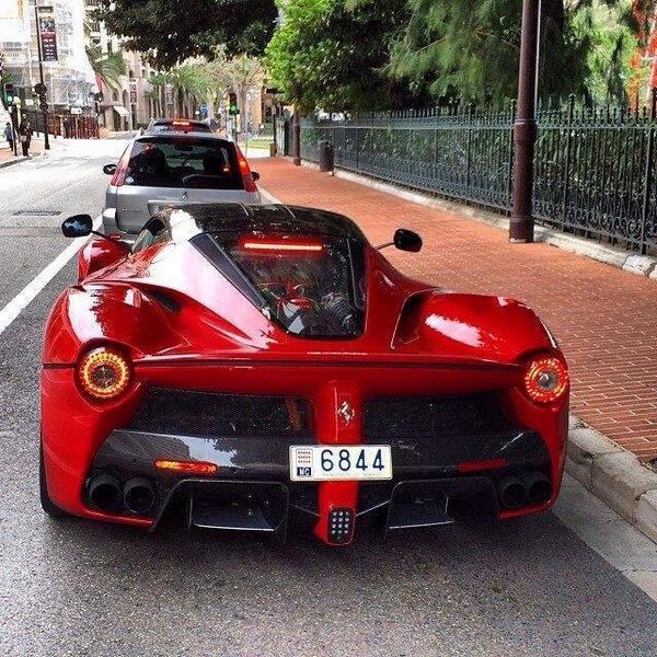 HQStyle's tweet photo. La Ferrari can't get any sexier! #LaFerrariStyle http://t.co/iaslRIZPjk