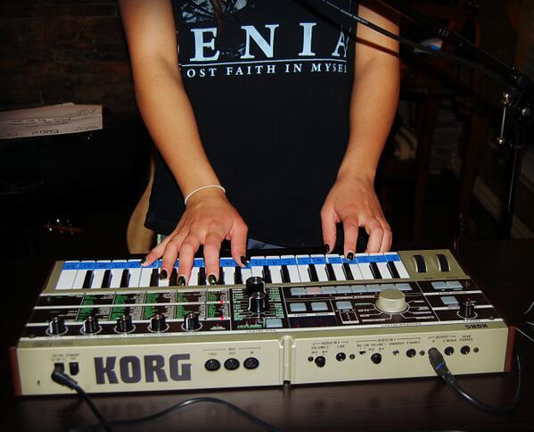 KaterinaWay1's tweet photo. A new toy!  Korg Synthesizer http://t.co/0TTHah9zOS