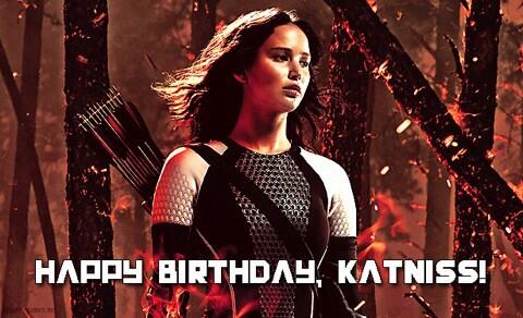 Jen_Lawrence15's tweet photo. Happy Birthday Katniss http://t.co/M3pdCFFBVR
