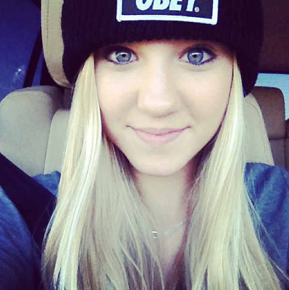 Ava6969's tweet photo. want you to make me feel
like im the only girl in the world. http://t.co/BJoJiVCwAI