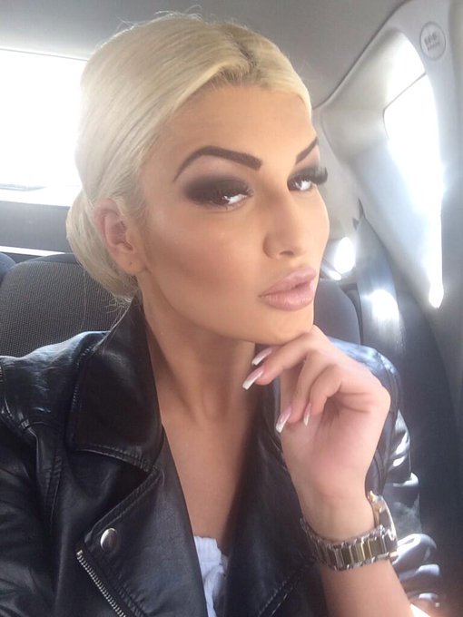 Follow the right way!! http://t.co/zYJIFXJtZd