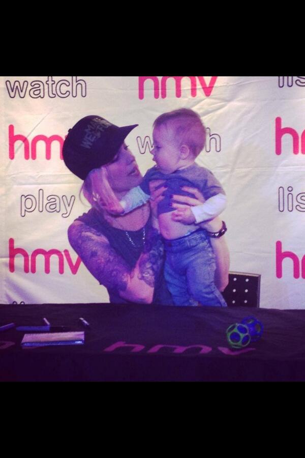 laf666's tweet photo. @BrodyDalle So happy my son James Brody and I met you yesterday. Fills my soul! http://t.co/eYv63nlYLY