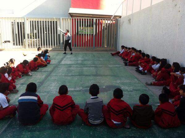 ColegioColosio's tweet photo. Agradecemos a @TransitoPachuca @PachucaSegura por su presencia en nuestra escuela http://t.co/xtquJXtXtB