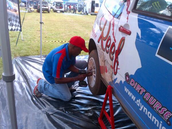 CWestonRacing's tweet photo. So good to have development Mechanics working on the car with Evan. Doing our bit for upliftment! http://t.co/6CYcePa67F