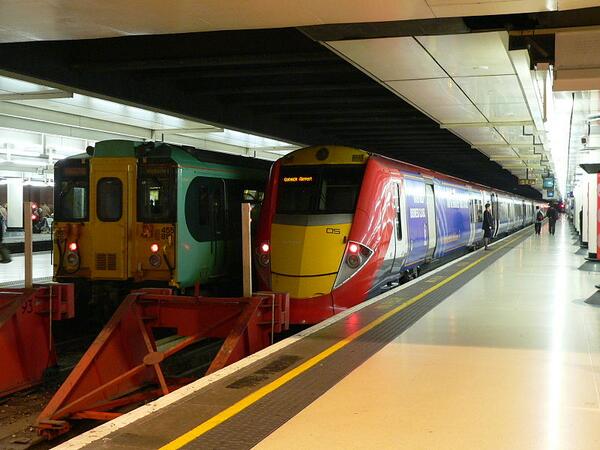 GatwickExpress's tweet image. #TBT for our 30th #Birthday Celebrations. Here is a #Class460 at @NetworkRailVIC #GX30