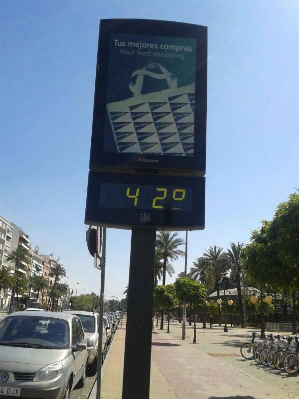 CORDOBACABREADA's tweet photo. SI ESTO ES CÓRDOBA EN PRIMAVERA YA SABÉIS LO QUE OS ESPERA EN VERANO. #WELCOMETOHELL http://t.co/Gj1CA8jBOg