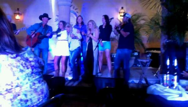 Another great night w the <a href="/4ASFoundation/">ASFoundation</a>. Thanks <a href="/Angela_Stanford/">Angela Stanford</a> and <a href="/GleasonJenny/">Jenny Gleason</a>  #youfindoutwhoyourfriendsare