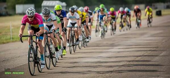 TLCcycling's tweet photo. #racepics w/ @jbrazeal05 the real reason we torture ourselves on race day!  Thanks @biffstephens @rideyourbike http://t.co/aSJMS76OBx