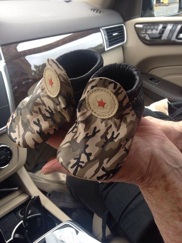 XitBroadheads's tweet photo. Little mans new shoes! http://t.co/xCWJ2JtfYs