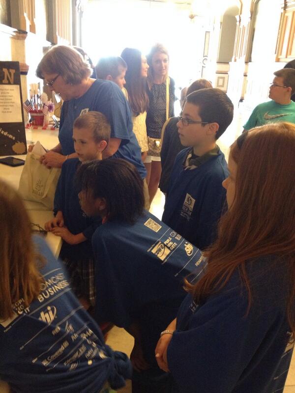 KenwoodStars's tweet image. Sharing and learning with kids from all around the state! #tech2014 #edtech