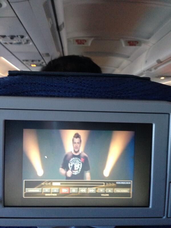 TheAjent's tweet image. Out buddy Patrick Groulx. Super funny. #patrickgroulx.Super funny. #patrickgroulx. @maynardplant @blaiseplant