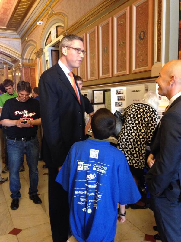 PitcherJessica's tweet image. Thank you @MikeforIllinois #kwstars #tech2014