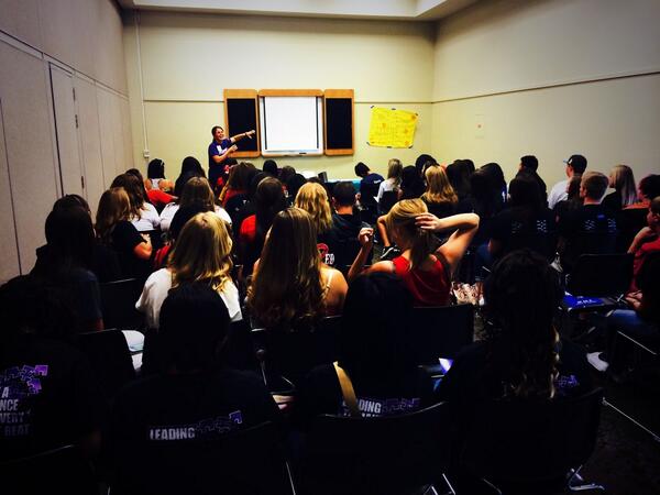 Digital4Good x #ICANHELP tweet media