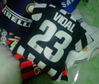 Bantal Import Real Fans only 110rbu Pin :745c644d / 089683261595 #juventus #forzajuve #juventini #vidal
