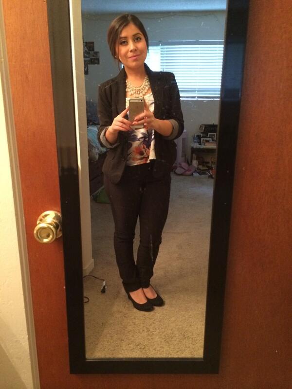 _araceliim's tweet image. A little nervous but I&apos;m ready...I think #thesispresentation