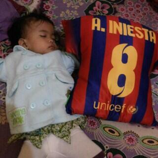 Bantal Import Real Fans only 110rbu Pin :745c644d / 089683261595 #barca #viscabarca #cules with baby #barca
