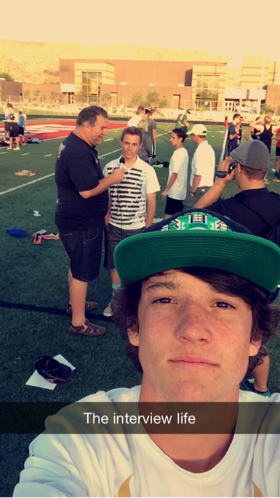 ryaneror's tweet image. #trackgod