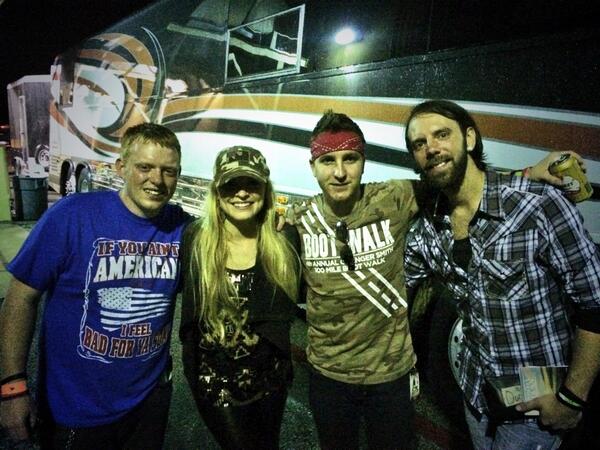 Wonderful to meet @acesupband tonight! Y'all check'em out! They are the real deal!! ❤️❤️❤️