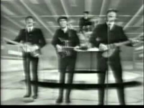 BeatlesVideo's tweet photo. #beatles #thebeatles The Beatles- Tomorrow Never Knows http://t.co/xi4OTEAi9d http://t.co/5vBtG2kjwC
