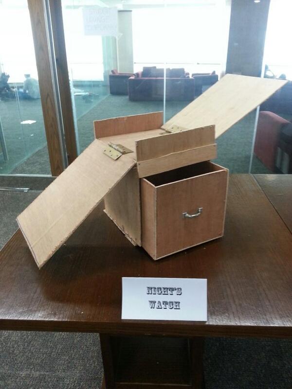 READING SOFA - NIGHTS WATCH - CITA HATI