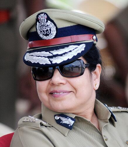timesofindia's tweet photo. A day after Archana Ramasundaram became 1st woman CBI additional director, SC restrains her from discharging duties. http://t.co/RaDDALj3cE