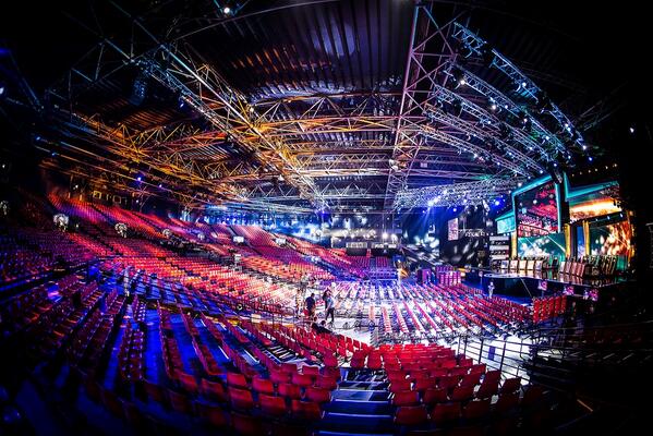 lolesports's tweet image. Three hours until we #AllStar again - see you then? | lolesports.com/schedule |