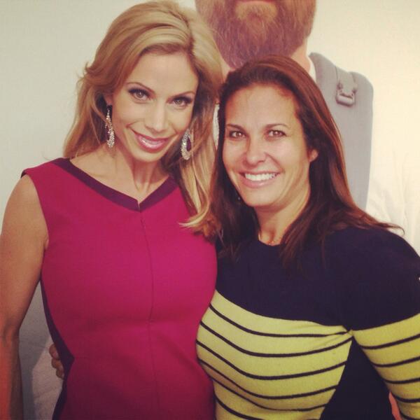 howtomomtv's tweet photo. #Pix11 girls reunite. Me and. My girl @jillnicolini and the awesome @bigcitymoms event in NY @PIX11News @howtomomtv http://t.co/SxFUzWGSCI