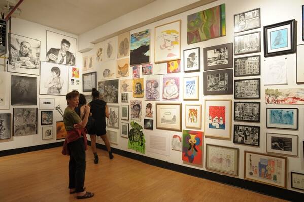 flyerapp's tweet photo. Tonight: 10+ #Greenpoint galleries will open their doors from 7-10 PM http://t.co/QQRGnXk7tD http://t.co/H8XrIHGJl7
