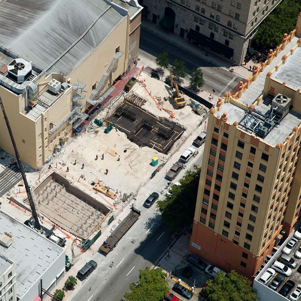 cerverare's tweet photo. Here's your @CentroMiami #constructionupdate! Call 305.938.5711 for more information.   #Centro #DowntownMiami http://t.co/UtPwZ75VlE