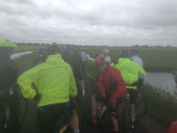 HeartAttackWTH's tweet image. Rain stop #QuickShower #BrutalWind #KeepSmiling #KeepPedalling