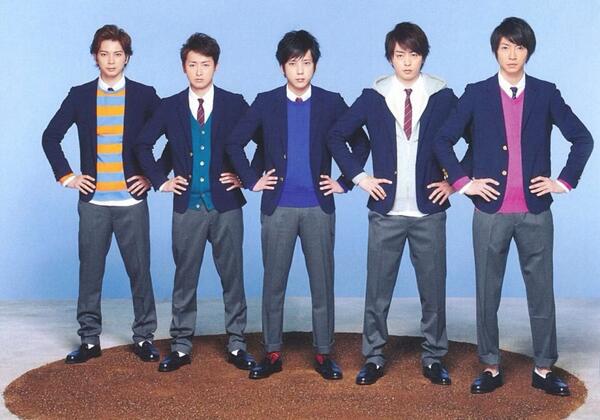 03wkAmnos's tweet photo. 今年で嵐が15周年とゆーことで、
みんなでお祝いしましょ♡‼︎
嵐のデビュー日
9月15日までに915RT
目指します(*^^*)
みなさん、
協力お願いします(*´艸｀*) http://t.co/bsxpHa6woG