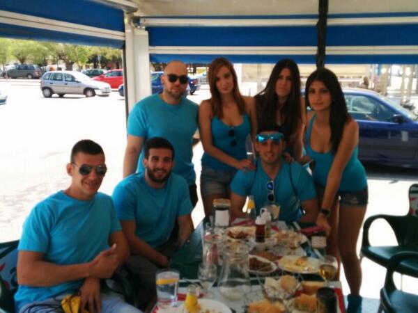 judithlln's tweet photo. Peña l'embroll ;) http://t.co/AXYnz8oPj9