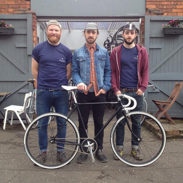 FellowBicycleCo's tweet photo. We are giving away this beautiful Fellow fixed gear TONIGHT in the @ErrigleInn. http://t.co/A6oEek5ziW