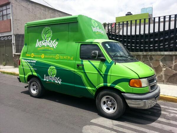 INSALATAMEX's tweet image. Casi listos para la inauguración!!! :)