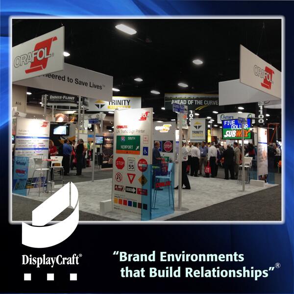 DisplayCraft_'s tweet photo. An Island configuration with bold corner branding applications.
http://t.co/F1XwELzJ5p http://t.co/u9jUNHN99m