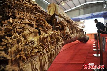 40-Foot Wooden Sculpture Earns Guinness World Record by Zheng Chunhui 
bit.ly/SHRMh9