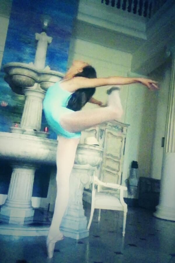 danseverne's tweet image. 