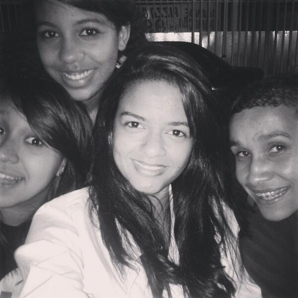 ButFirst_Selfie's tweet image. Keep the #Selfies coming! Don't forget to take a #selfie :) - See #fun #selies @ butfirstletmetakeaselfie.com