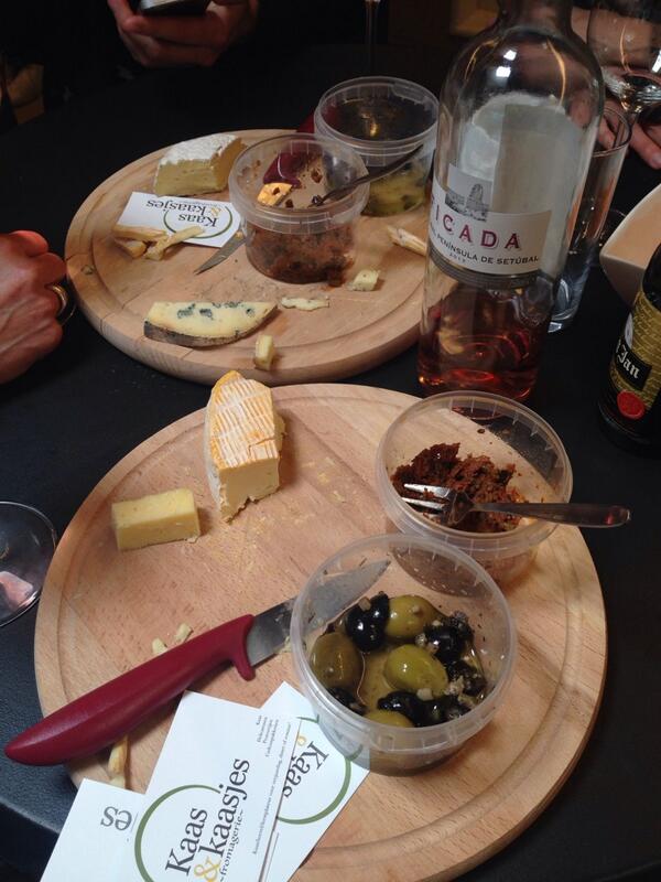 Damn goede borrel <a href="/deManufactuur/">deManufactuur</a> dankzij @Lina_BooZZ en @Kaasenkaasjes