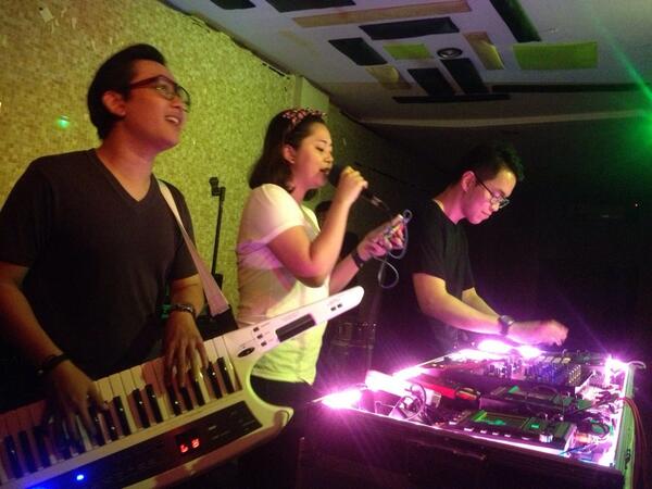 This is <a href="/DYZTRK/">DYZTRK Chiptune</a>